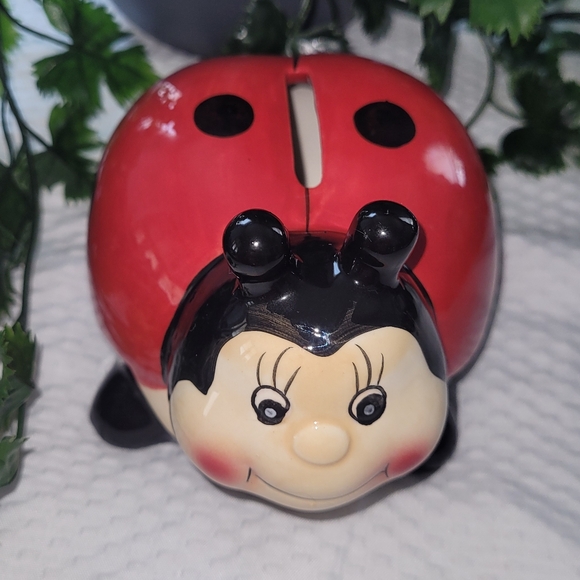 Glaze Ceramic Ladybug Coin Piggy Bank Red. - Picture 9 of 10
